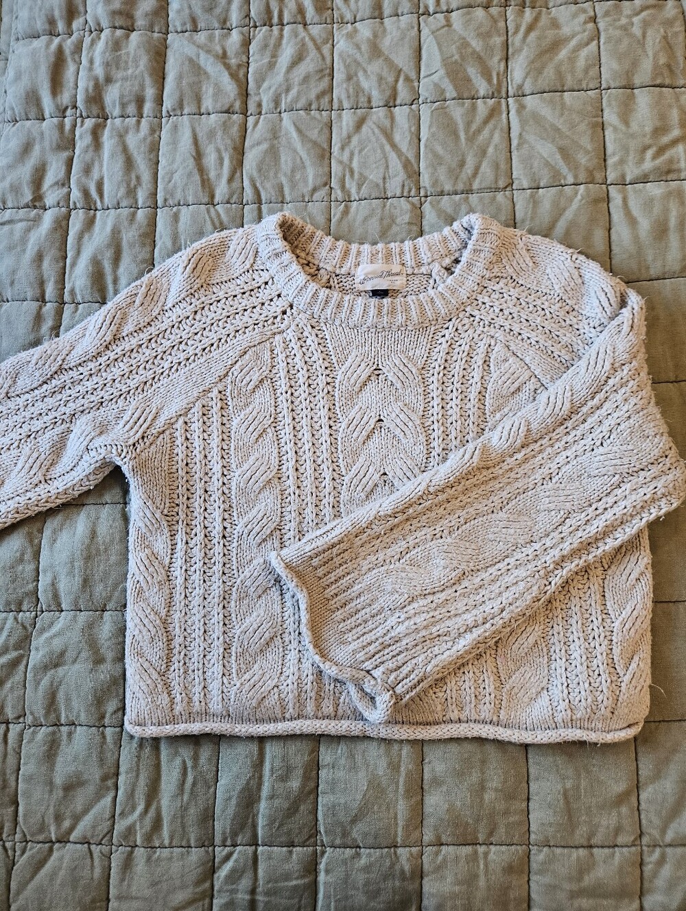 Universal Thread Cable Crewneck Cropped Sweater